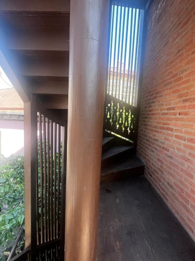 Apartament Chikhi Tbilisi Zewnętrze zdjęcie