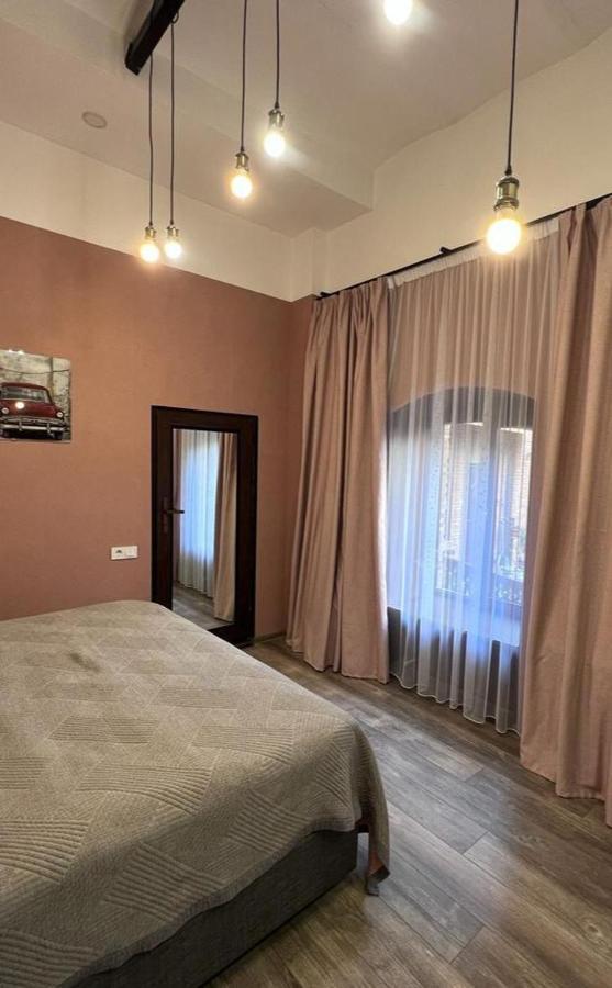 Apartament Chikhi Tbilisi Zewnętrze zdjęcie